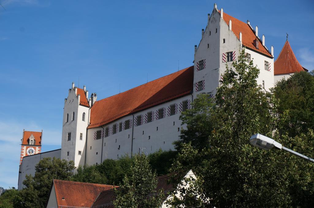Hotel Jakob ฟุสเซ่น ภายนอก รูปภาพ