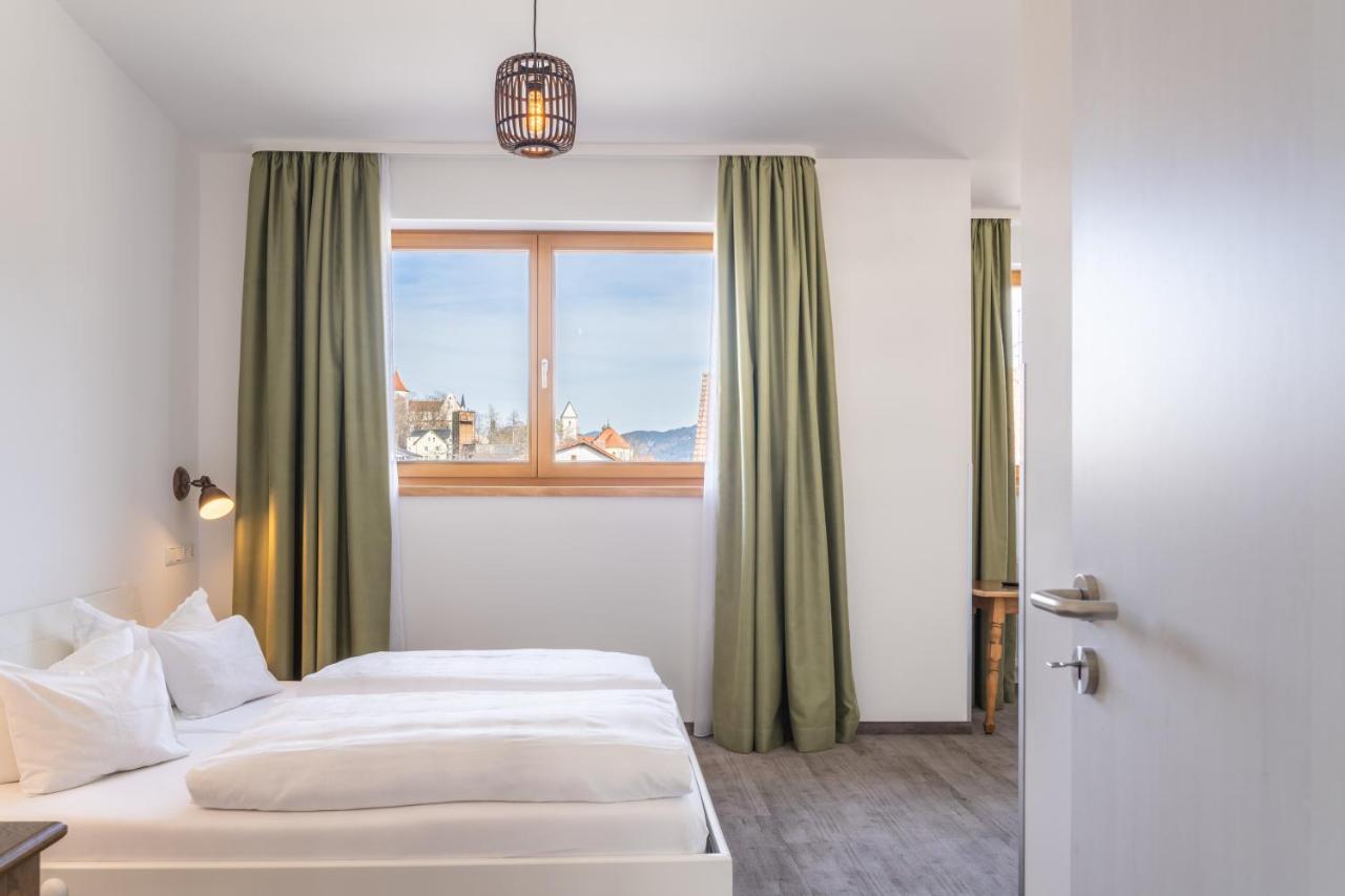 Hotel Jakob ฟุสเซ่น ภายนอก รูปภาพ