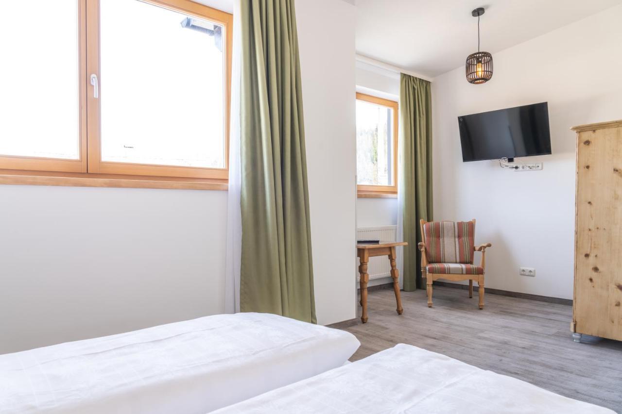 Hotel Jakob ฟุสเซ่น ภายนอก รูปภาพ
