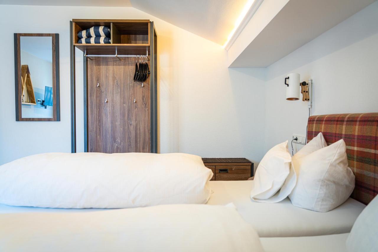 Hotel Jakob ฟุสเซ่น ภายนอก รูปภาพ